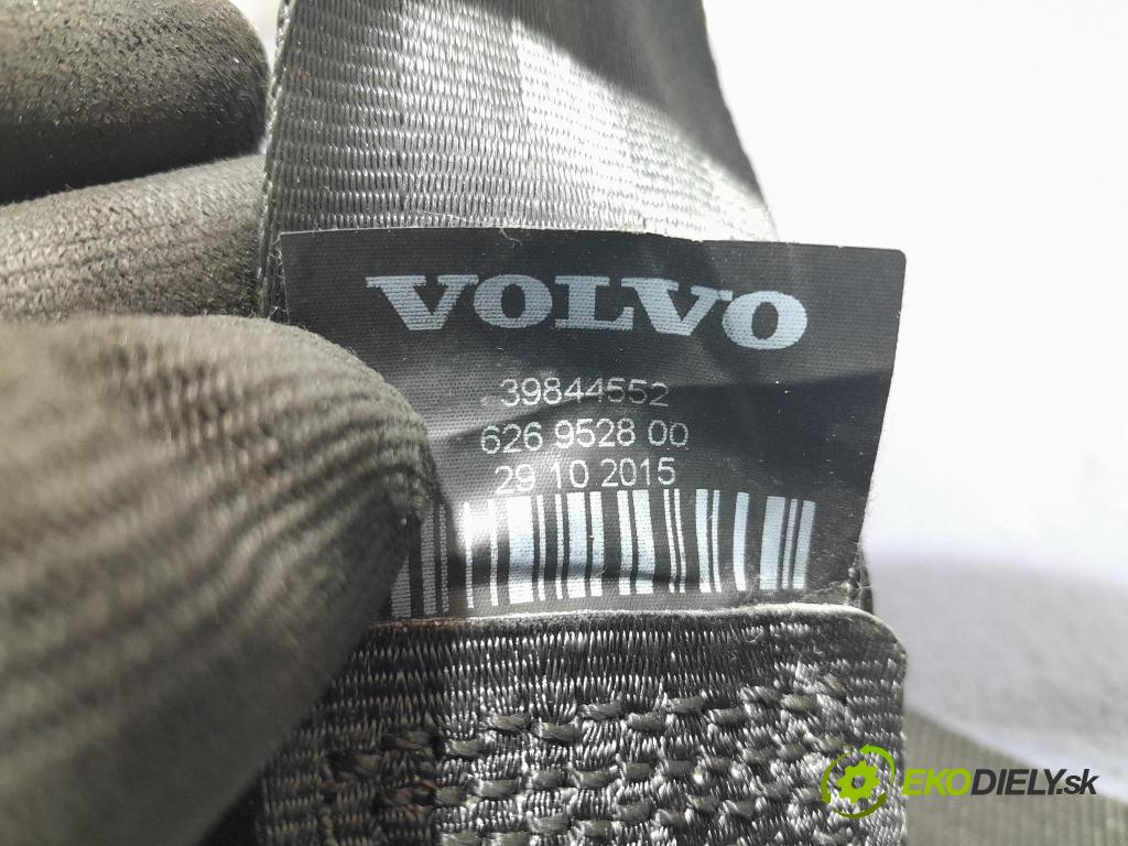 Volvo Xc90 2016 kokpit,pristrojová doska