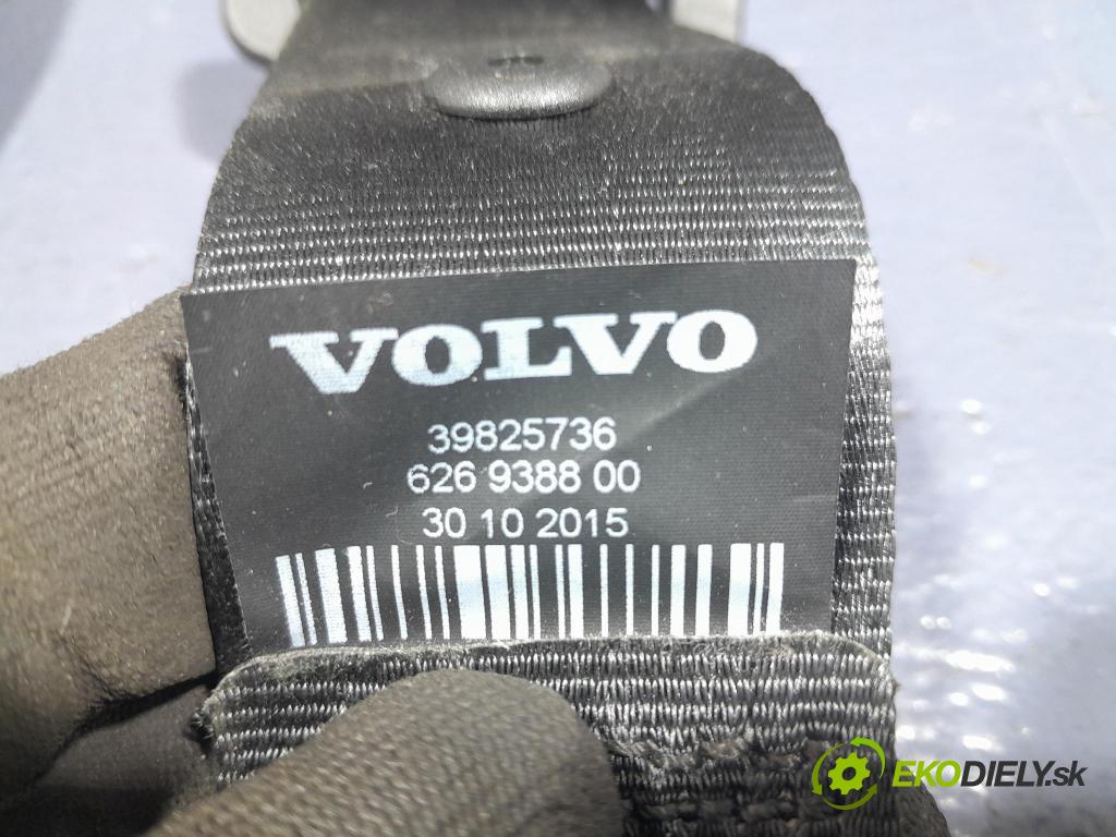 Volvo Xc90 2016 kokpit,pristrojová doska