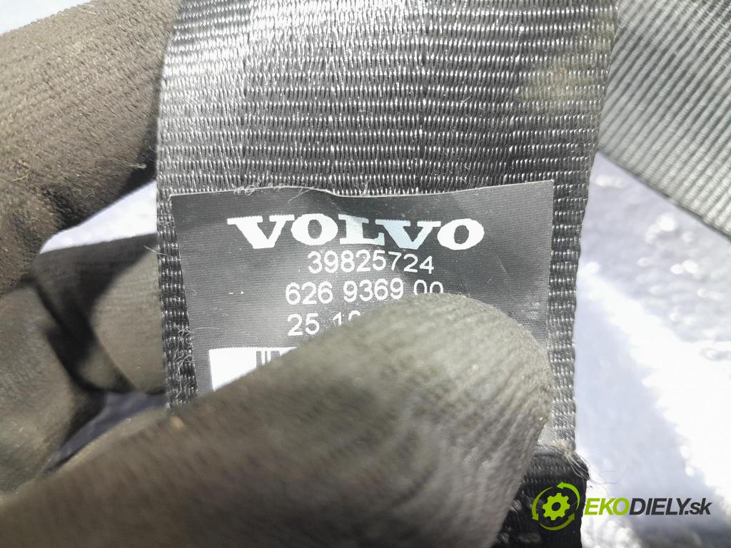 Volvo Xc90 2016 kokpit,pristrojová doska