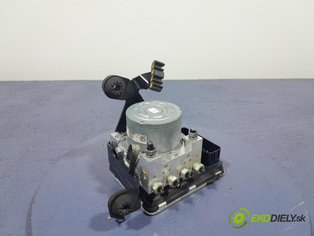 Volvo Xc90 2016 čerpadlo ABS x 31445475