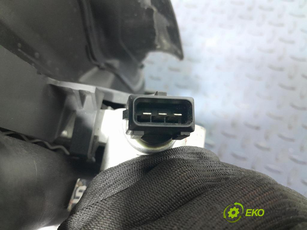 Volvo Xc90 2016 chladič Voda: 