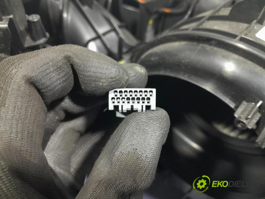 Volvo Xc90 2016 radiator 31455347