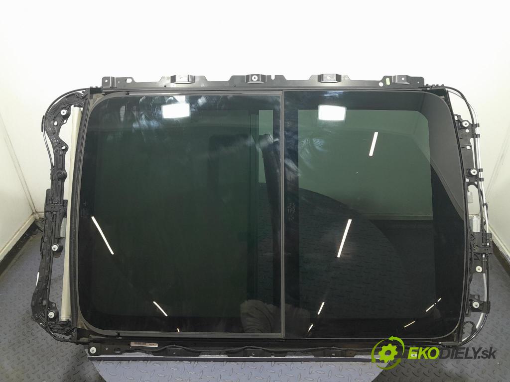 Volvo Xc90 2016 Střešní okno: 39824856