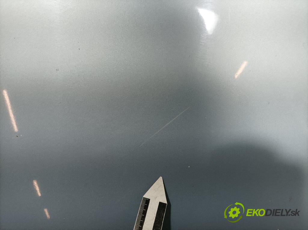 Opel Zafira 2009 kapota přední:
