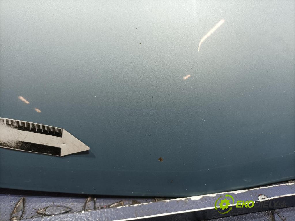 Opel Zafira 2009 kapota přední: