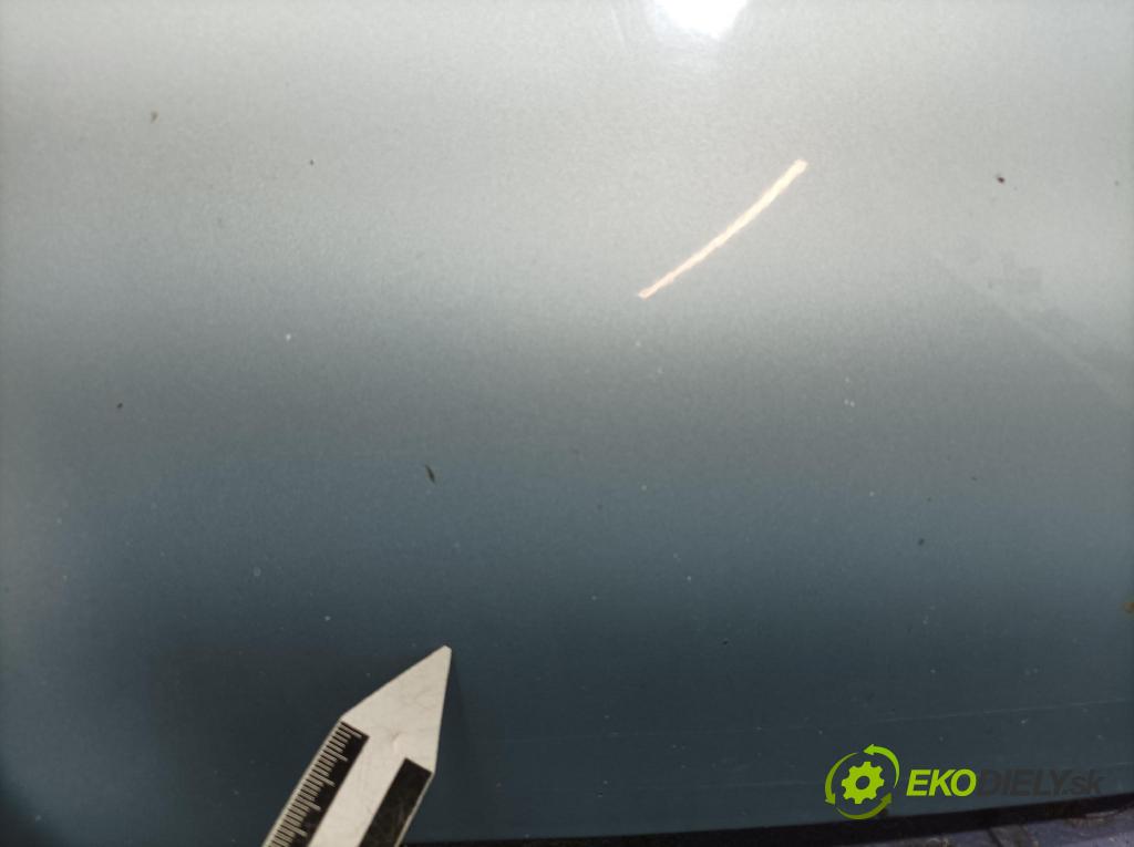 Opel Zafira 2009 kapota přední: