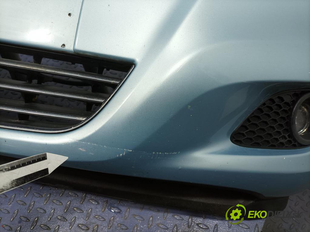 Opel Zafira 2009 nárazník Predné