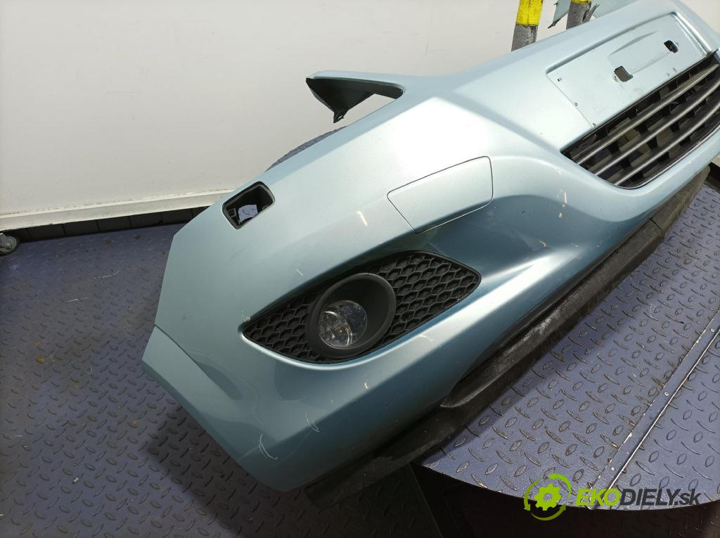 Opel Zafira 2009 nárazník Predné