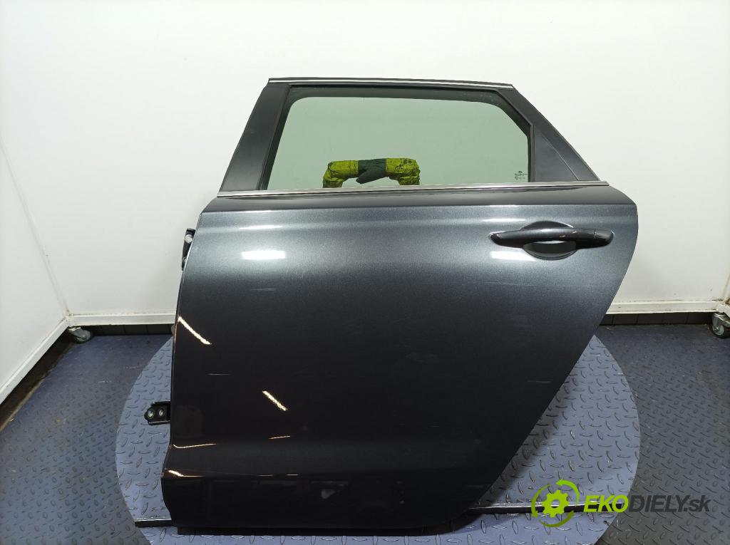 Hyundai I30 2023 dvere zad Vľavo:
