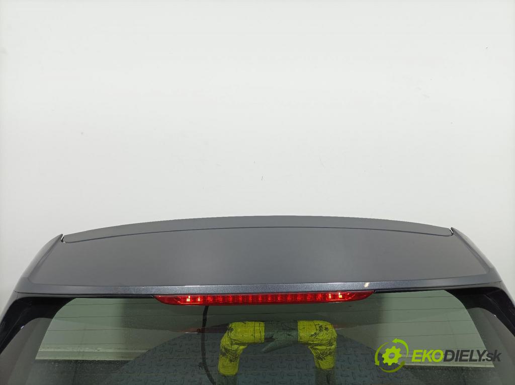 Hyundai I30 2023 zadna dveře kufra: kufra: