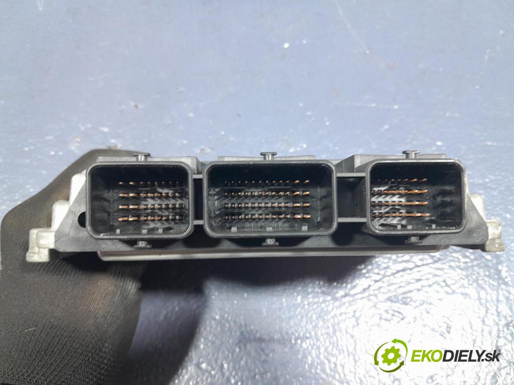 Ford Focus 2009 riadiaca jednotka Motor: 8M51-12A650-XE