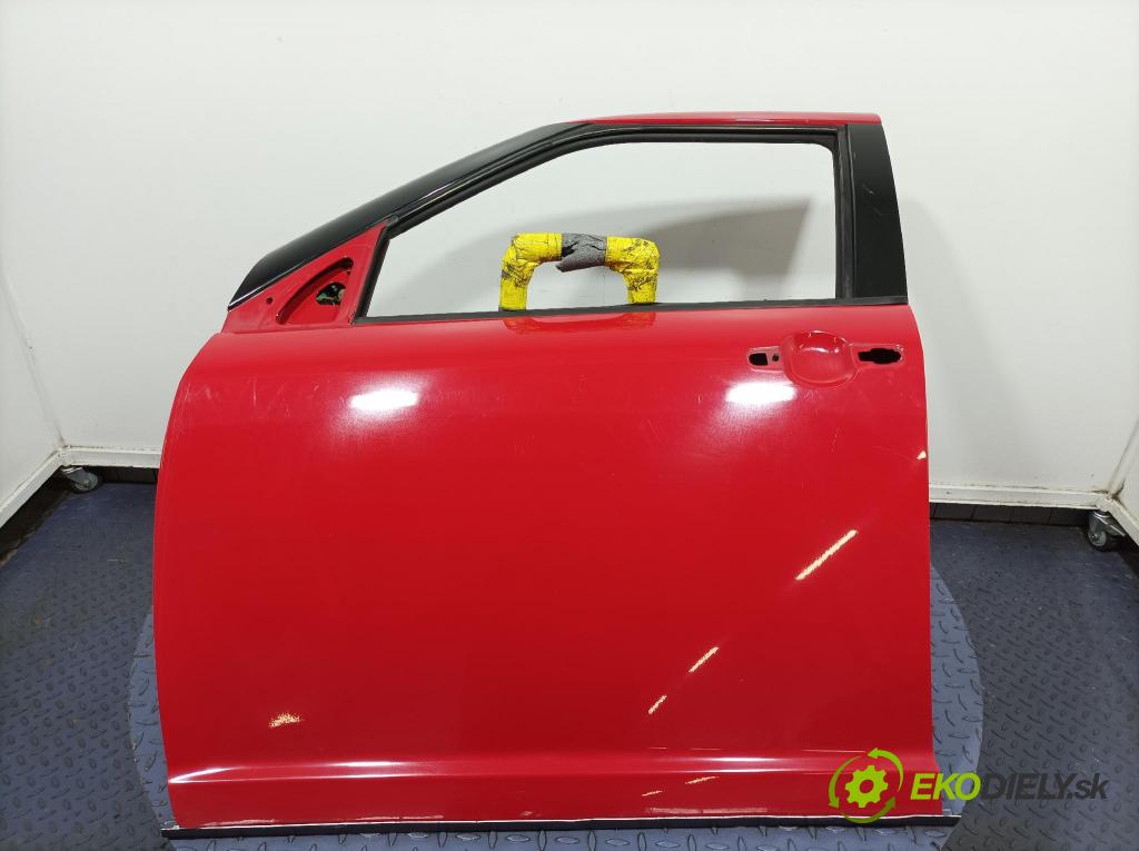 Suzuki Swift 2006 dvere Predné Vľavo: