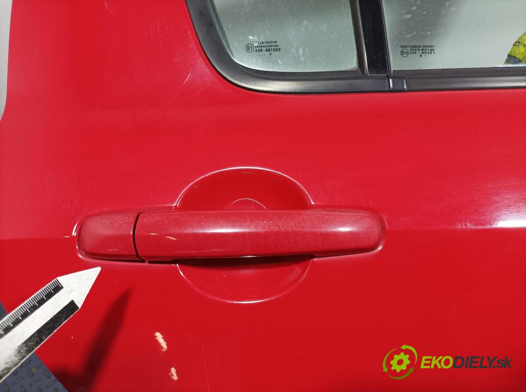 Suzuki Swift 2006 dvere zad pravé