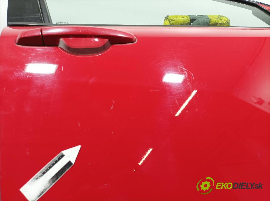 Suzuki Swift 2006 dvere Predné pravé
