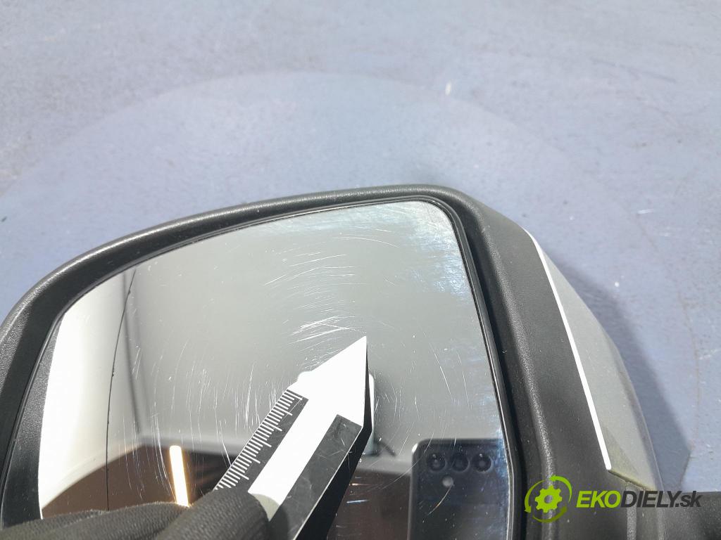 Ford Focus 2009 zrkadlo Vľavo: