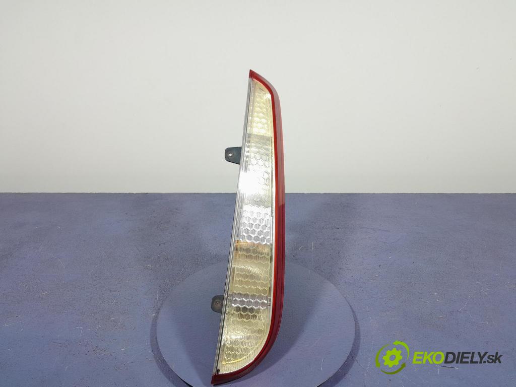 Ford Focus 2009 svetlo / reflektor zad Prava: Vonkajsia: 8M51-13404-C