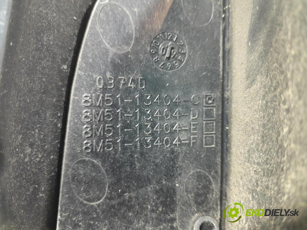 Ford Focus 2009 svetlo / reflektor zad Prava: Vonkajsia: 8M51-13404-C
