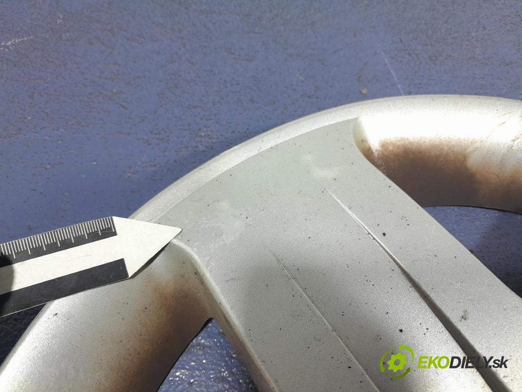 Ford Focus 2009 puklica kola: 4M51-1000-GD