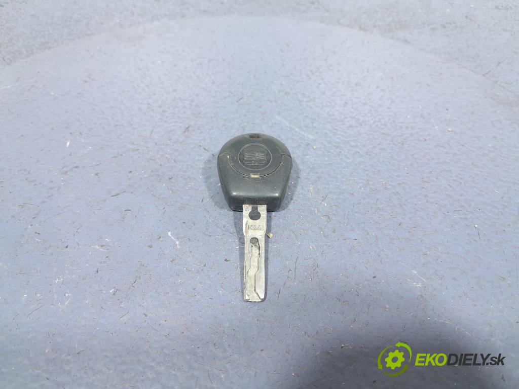 Seat Toledo 2001 zámok Klapky: kufra: 1M5827297C