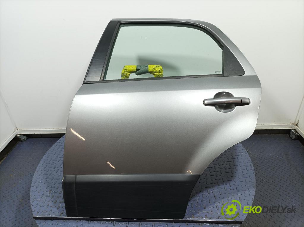 Fiat Sedici 2007 dvere zad Vľavo: