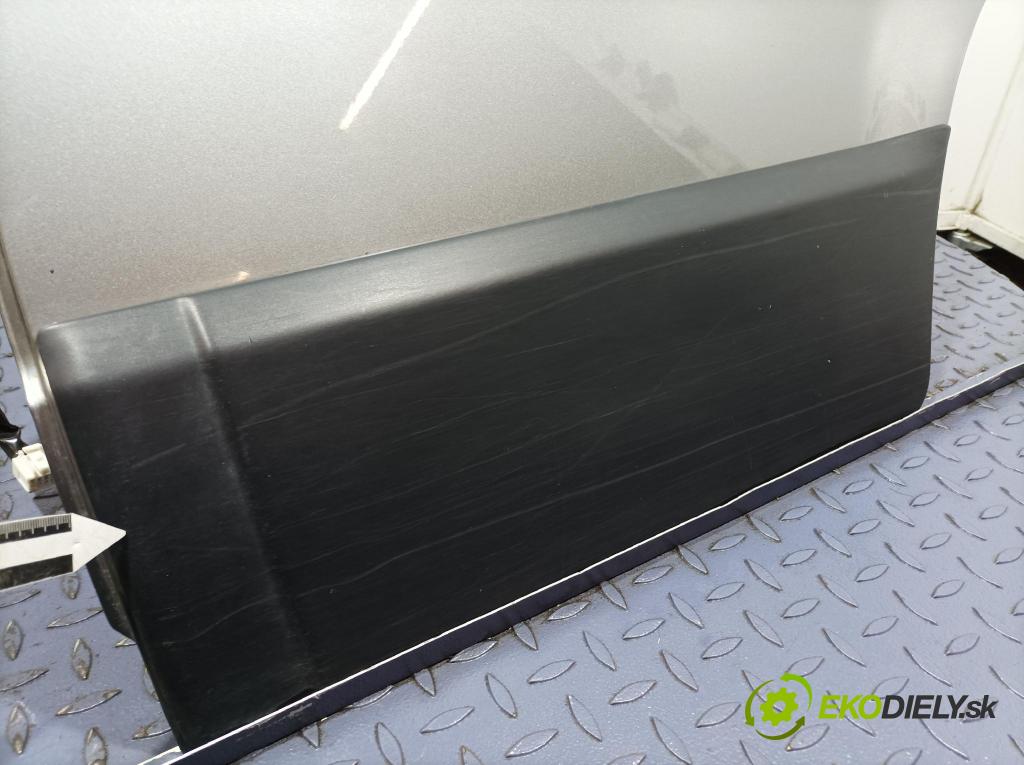 Fiat Sedici 2007 dvere zad Vľavo: