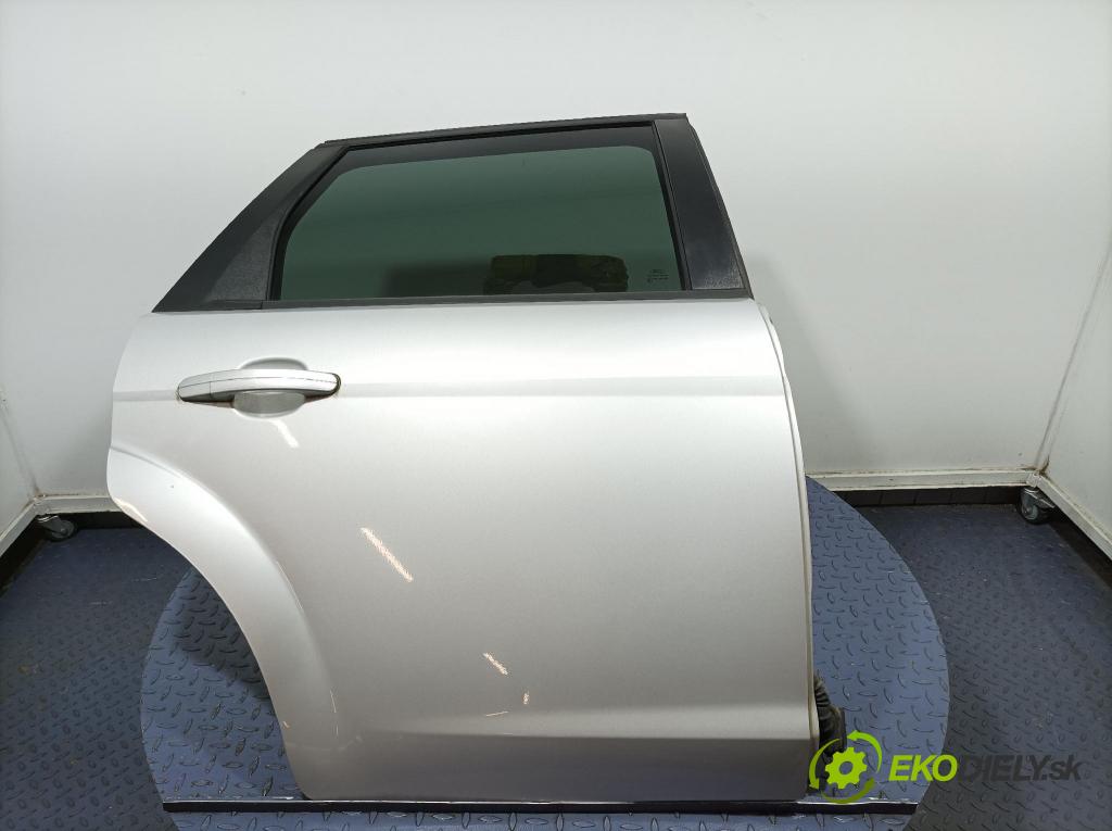 Ford Focus 2009 dvere zad pravé