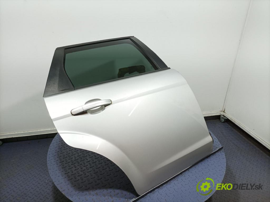 Ford Focus 2009 dvere zad pravé