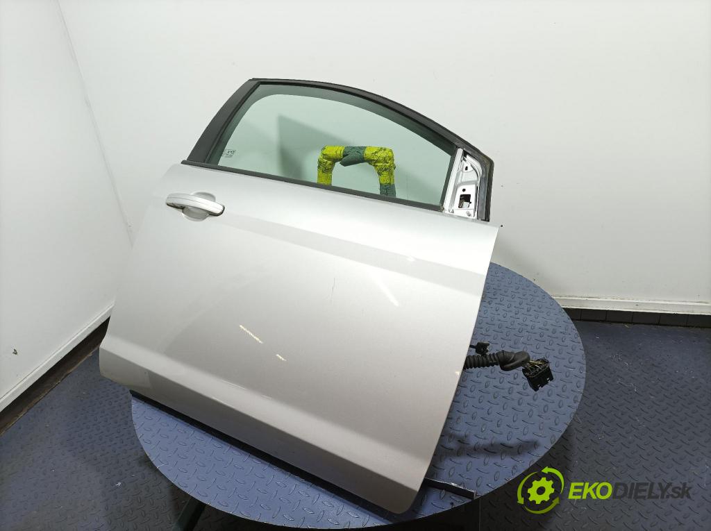 Ford Focus 2009 dvere Predné pravé