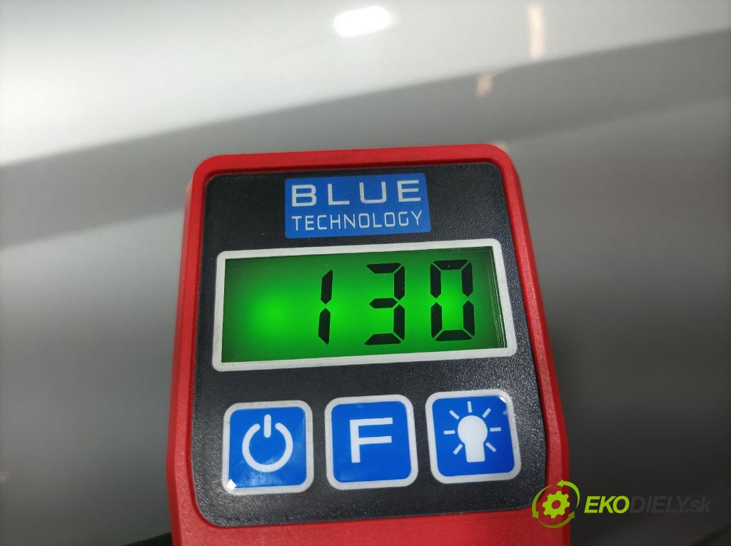 Ford Focus 2009 dvere Predné pravé