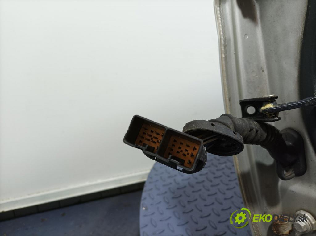 Ford Focus 2009 dvere Predné pravé 