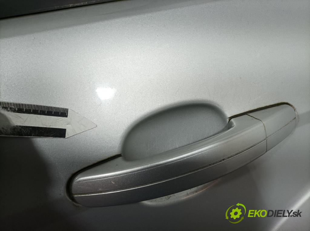 Ford Focus 2009 dvere zad Vľavo: