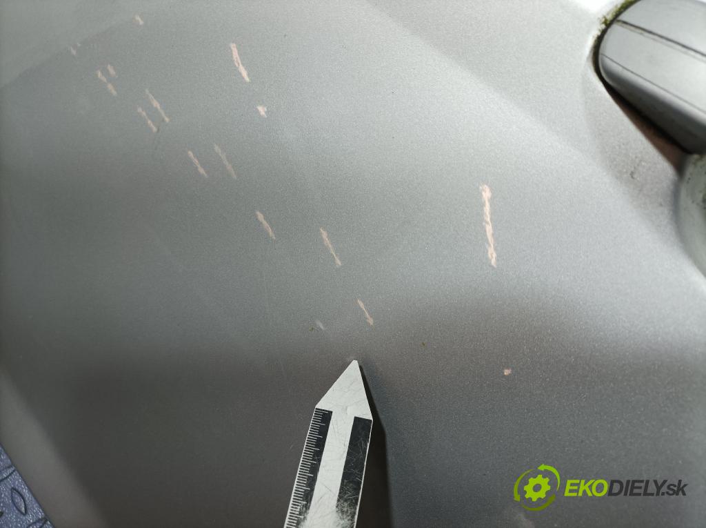 Ford Focus 2009 dvere Predné Vľavo:
