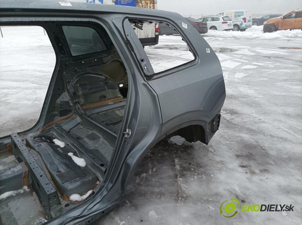 Volvo Xc90 2016 blatnik Zad: Levý: