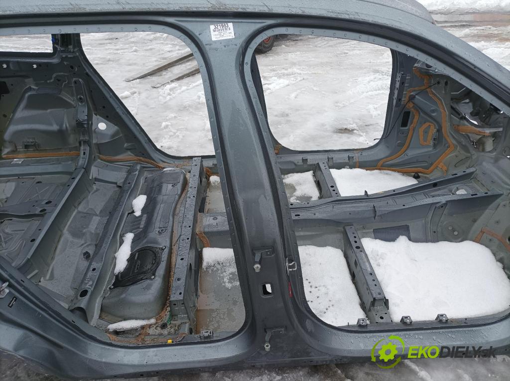 Volvo Xc90 2016 práh v pravo: