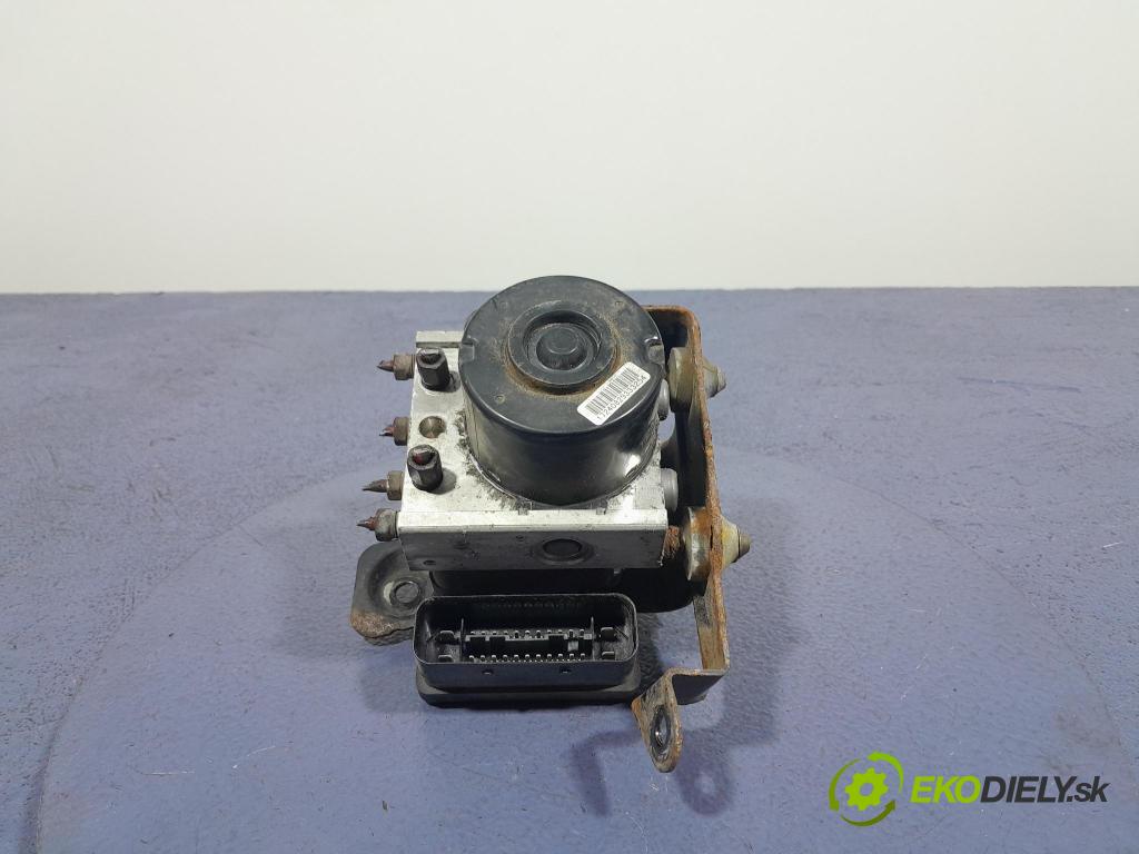 Suzuki Swift 2006 čerpadlo ABS x 62J0