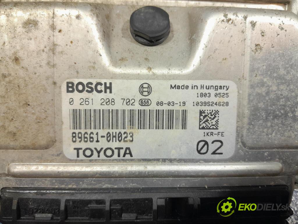 Toyota Aygo 2008 riadiaca jednotka Motor: 89661-0H023