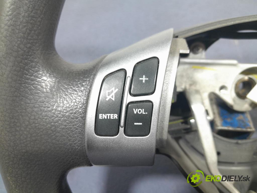 Suzuki Swift 2006 volant GS131-05610