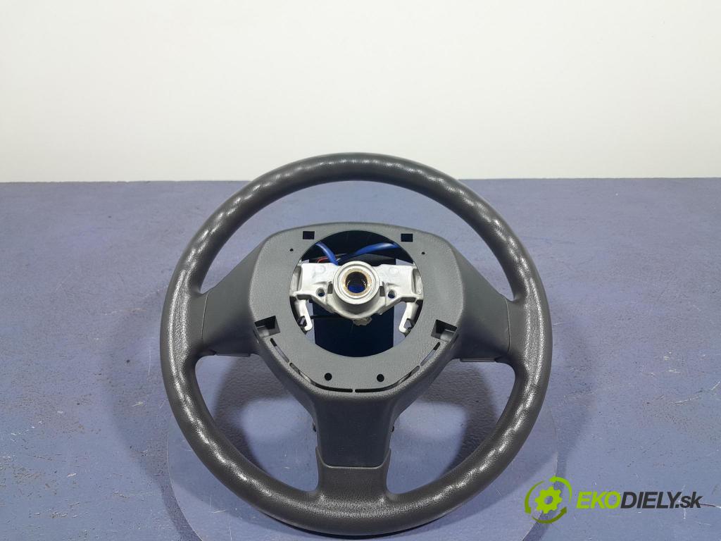 Suzuki Swift 2006 volant GS131-05610