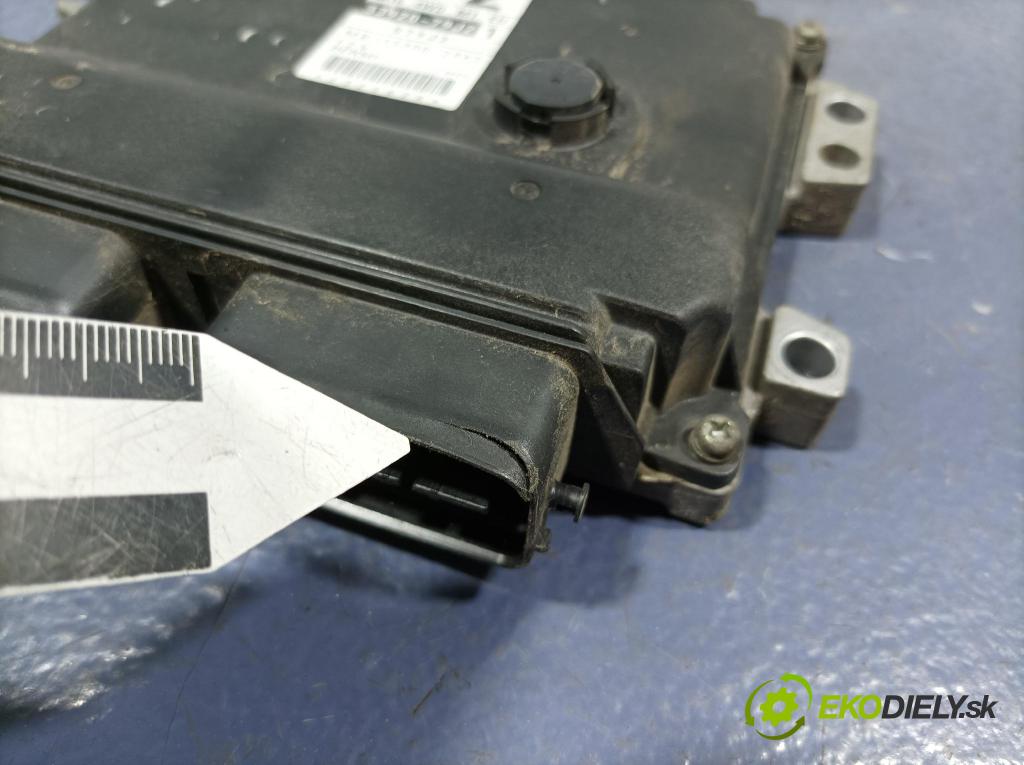 Fiat Sedici 2007 riadiaca jednotka Motor: 33920-79J2