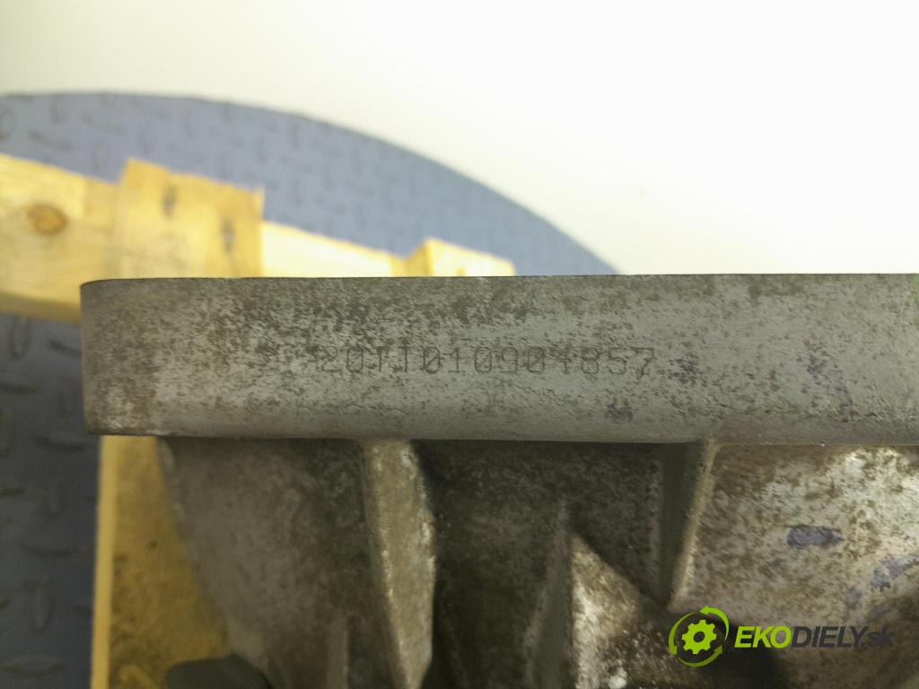 Toyota Aygo 2008 prevodovka Manualna 20TT01