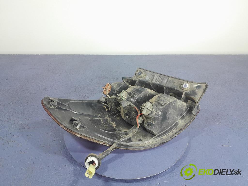 Fiat Sedici 2007 svetlo / reflektor zad Prava: Vonkajsia: