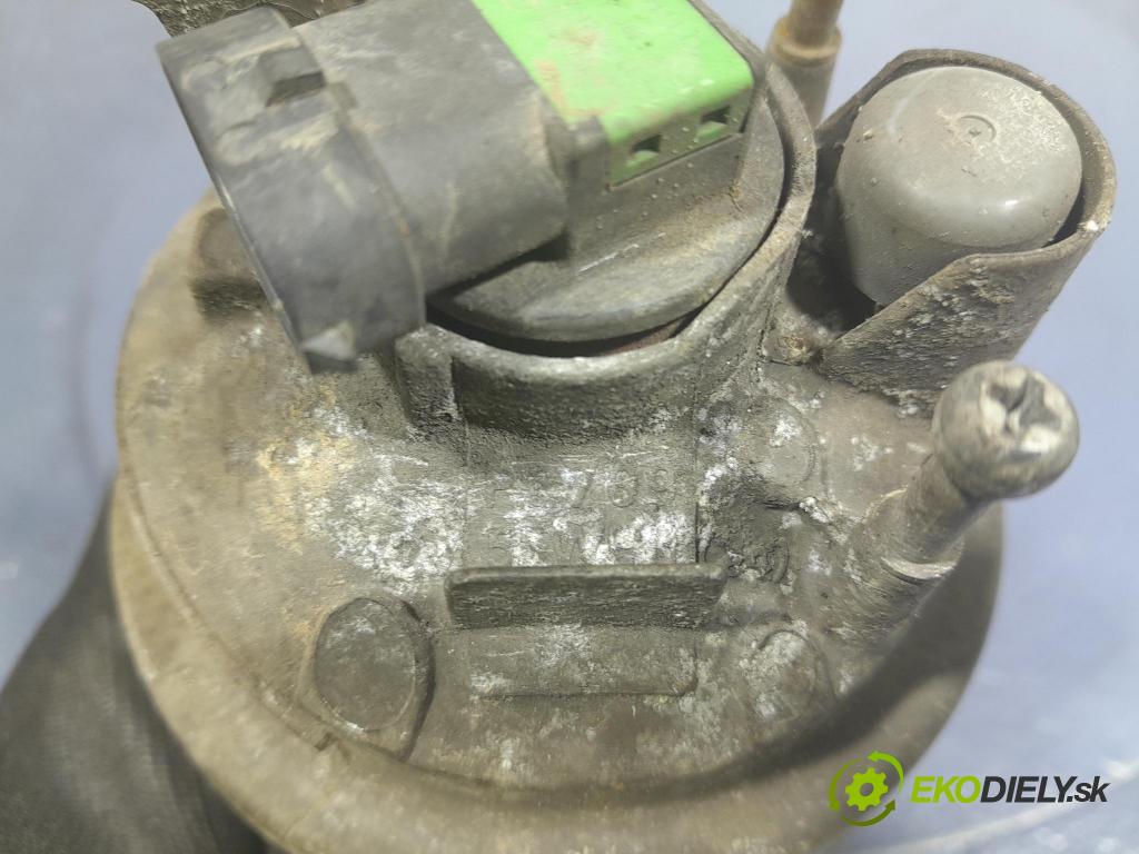 Fiat Sedici 2007 Halogen v pravo: