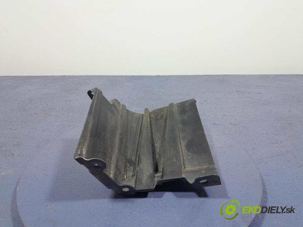 Bmw X5 2023 kryt Plast: podvozek: 7424902