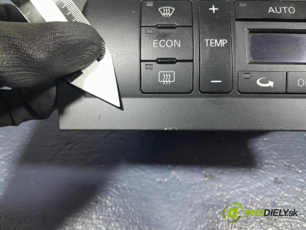 Audi A3 2001 prepínač Klimatizácia: Prúd vzduchu: 8L0820043H
