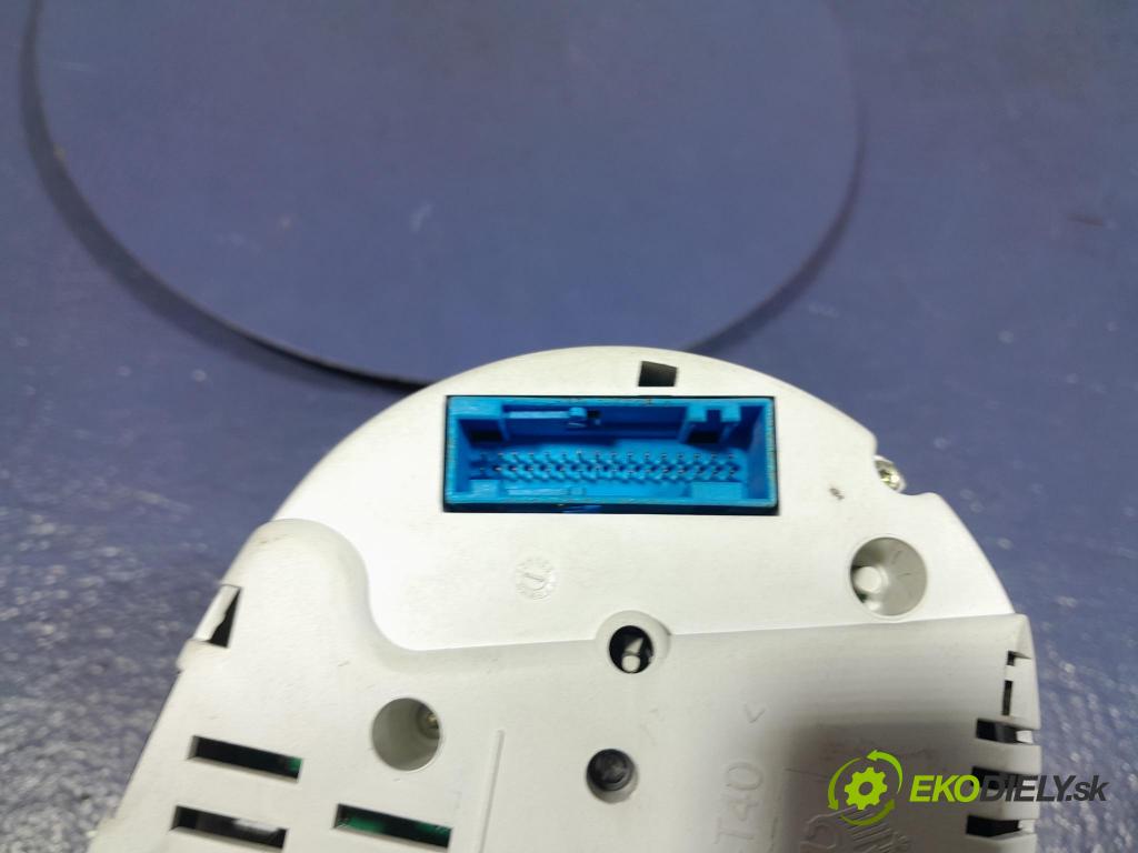 Audi A3 2001 Přístrojová deska 8L0920900H