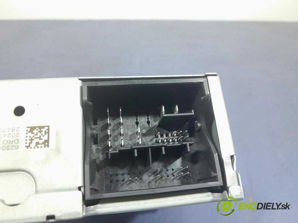 Skoda Octavia 2024 modul Navigacia: 5E7035869A