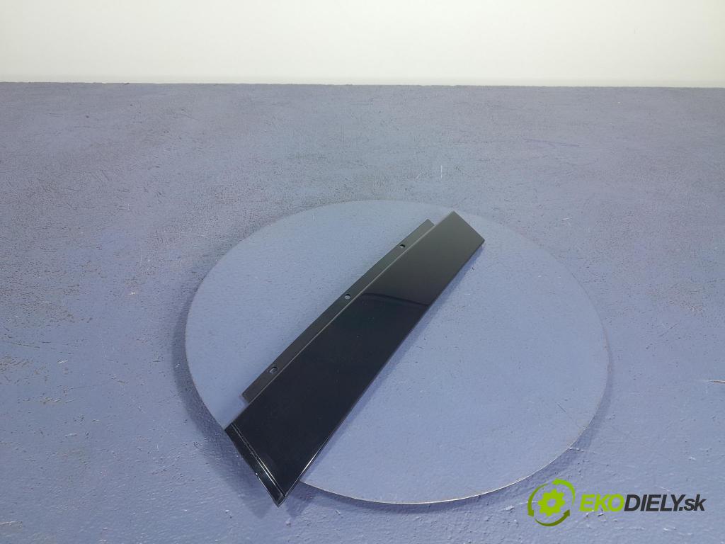 Skoda Octavia 2024 lišta Dekoratívne: 5E7839903