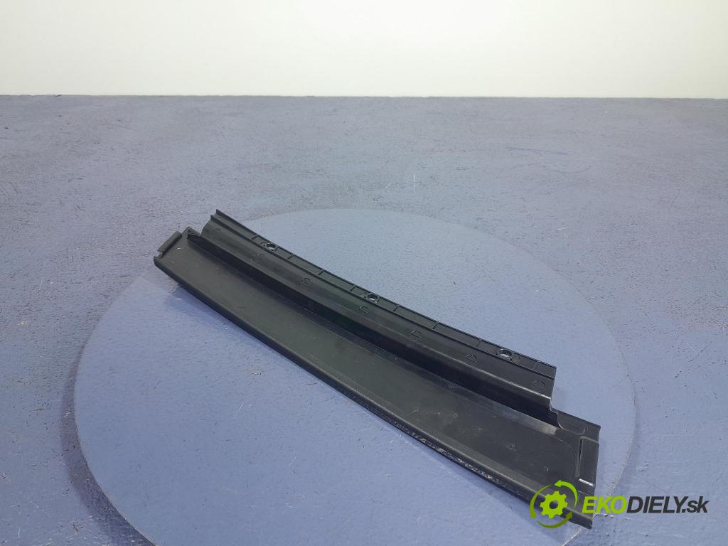 Skoda Octavia 2024 lišta Dekoratívne: 5E7839903