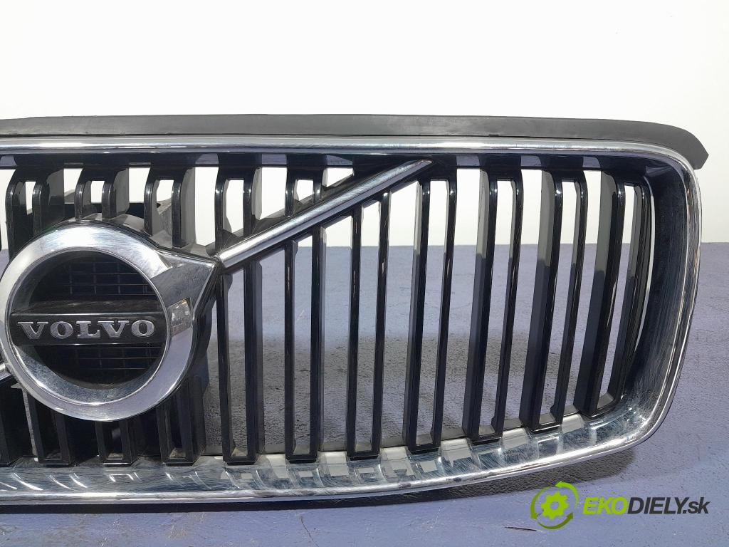 Volvo Xc90 2016 miežka / Gril: 31383933