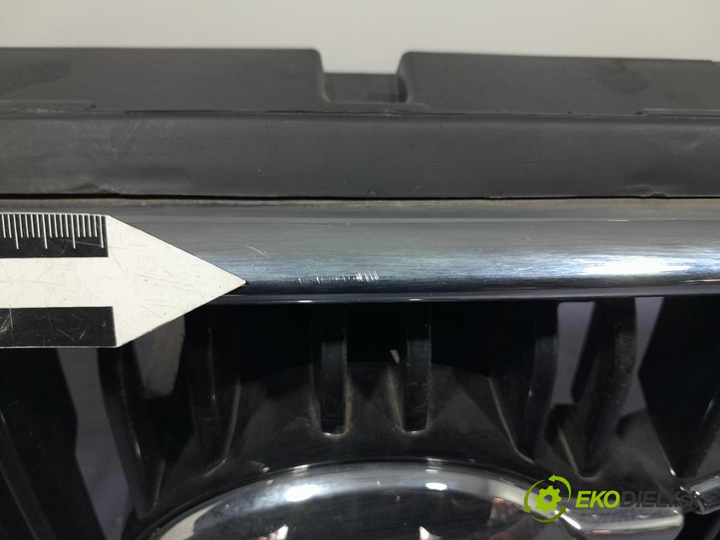 Volvo Xc90 2016 miežka / Gril: 31383933